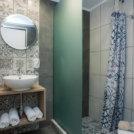 Thea Athos Apartment