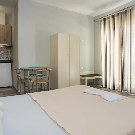 Thea Athos Apartman Limenária