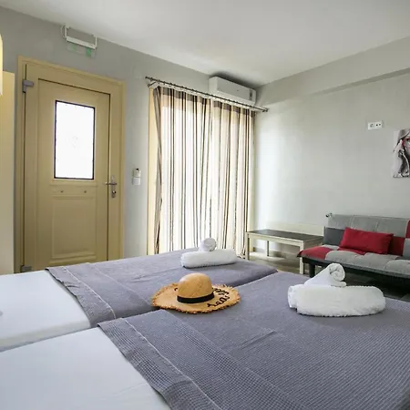 Thea Athos Limenária