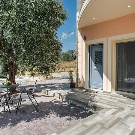 Thea Athos * 利迈纳里亚